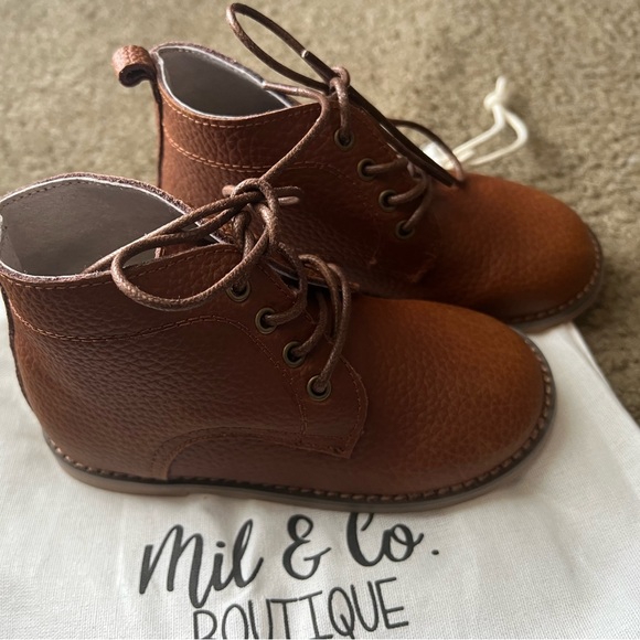NWOT Mil&Co. Brown Leather Unisex Toddler Booties/Walker Shoe US Size 10 - Picture 3 of 7